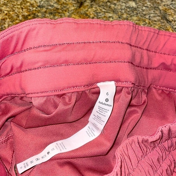 Lululemon Tracker Short V *4" Cherry Tint - Picture 3 of 7